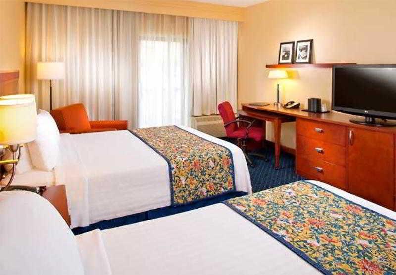 คอร์ทยาร์ด เมมฟิส แอร์พอร์ต Hotel ภายนอก รูปภาพ