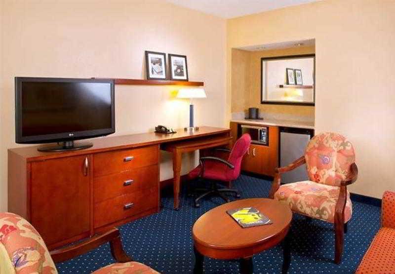 คอร์ทยาร์ด เมมฟิส แอร์พอร์ต Hotel ภายนอก รูปภาพ